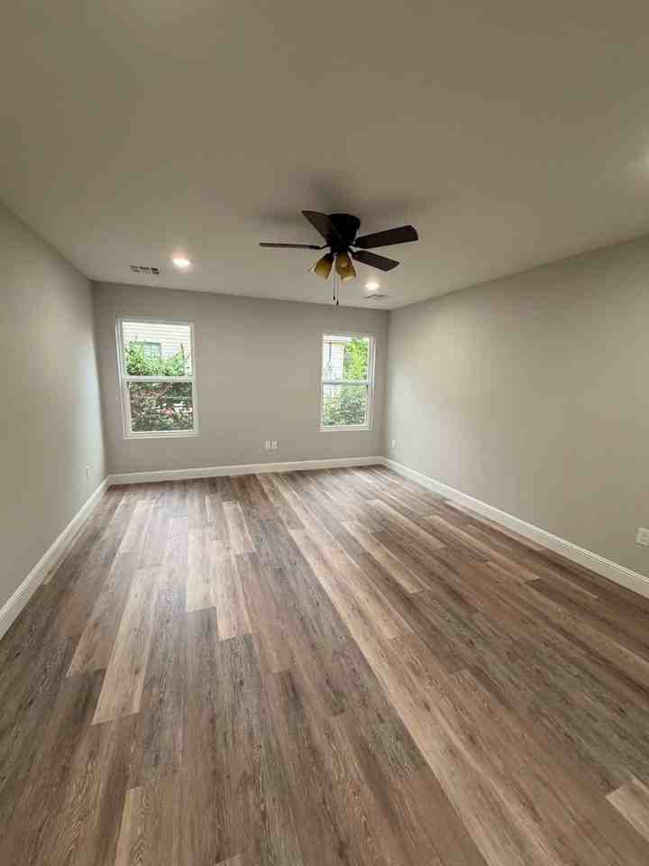 1906 Missouri Ave - Photo 6 of 19