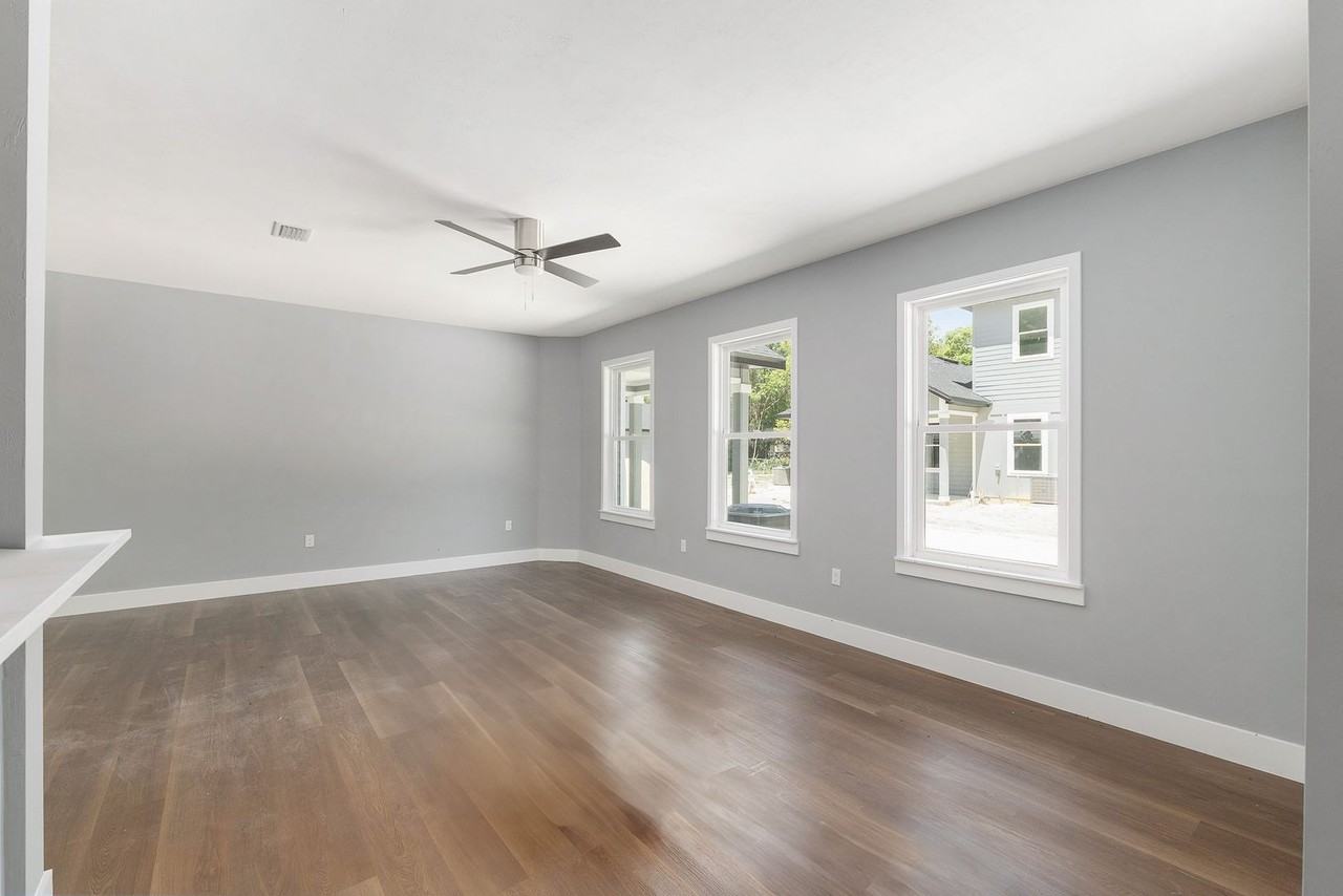 424 Nw 3rd Ave - Photo 5 of 36