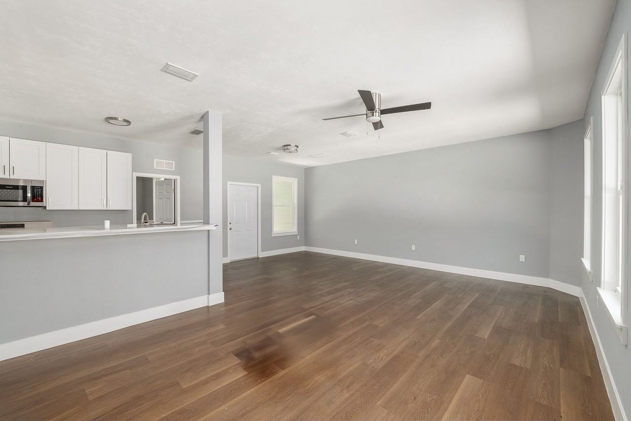 424 Nw 3rd Ave - Photo 6 of 36