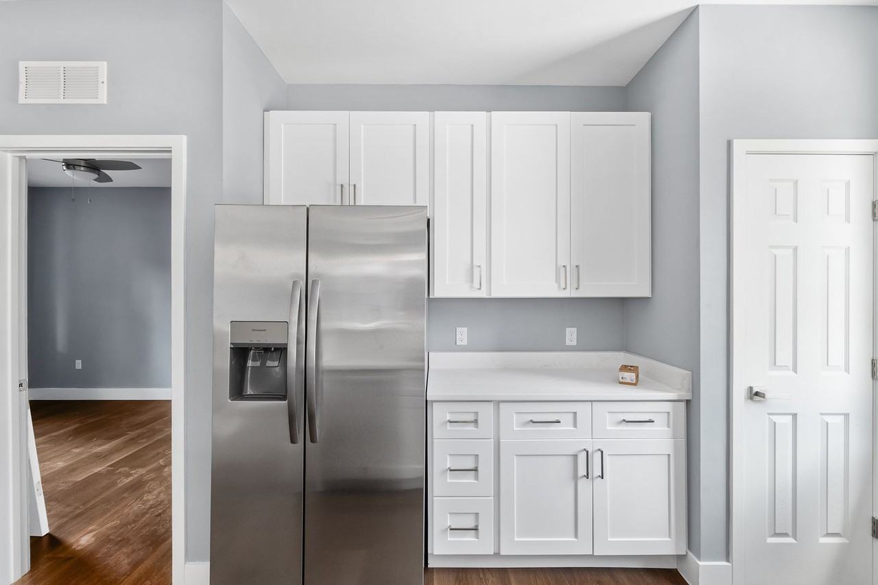 426 Nw 3rd Ave - Photo 6 of 18