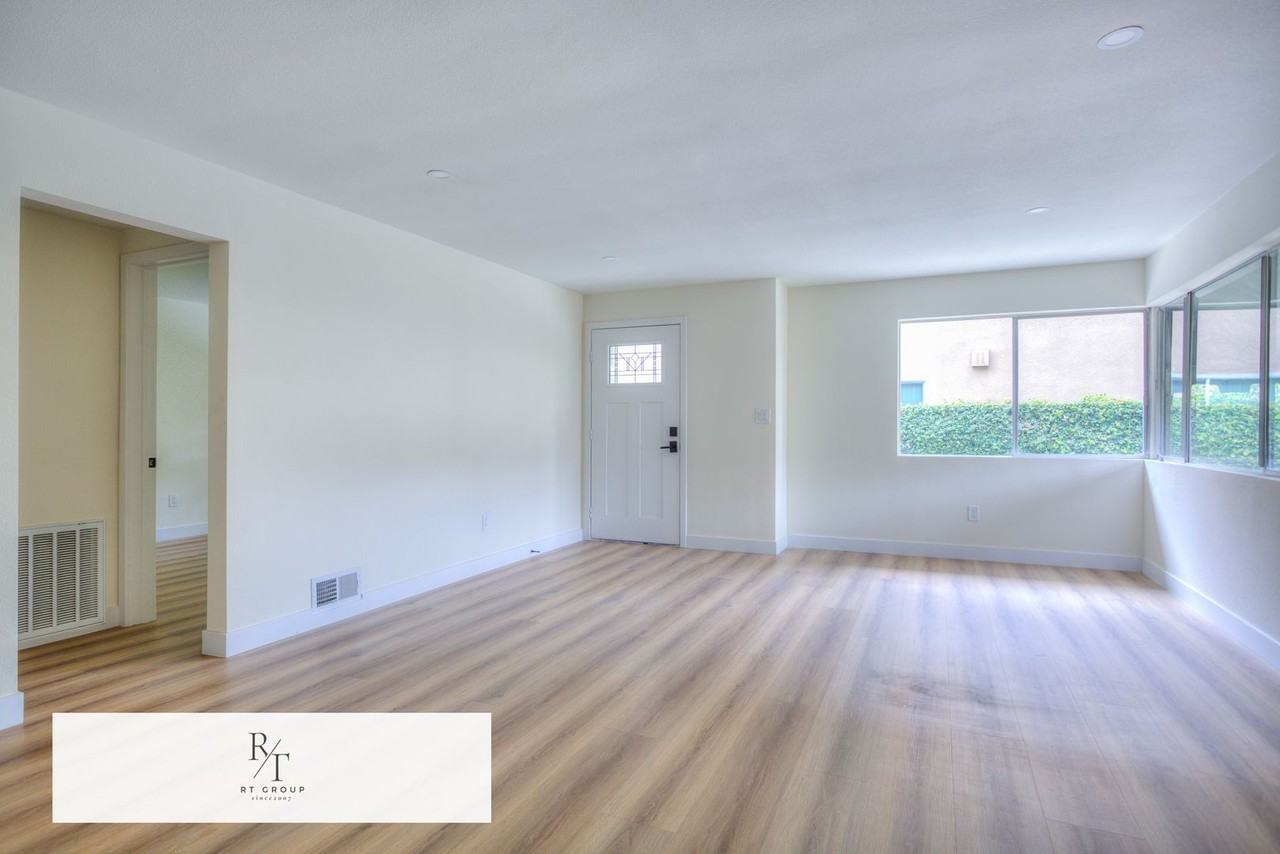 1032 S Golden West Ave #A - Photo 4 of 24