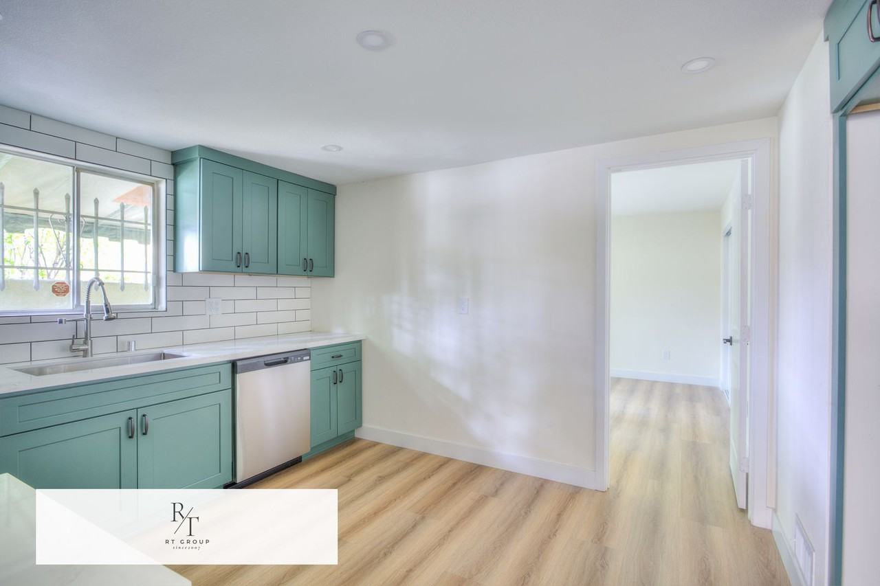 1032 S Golden West Ave #A - Photo 7 of 24
