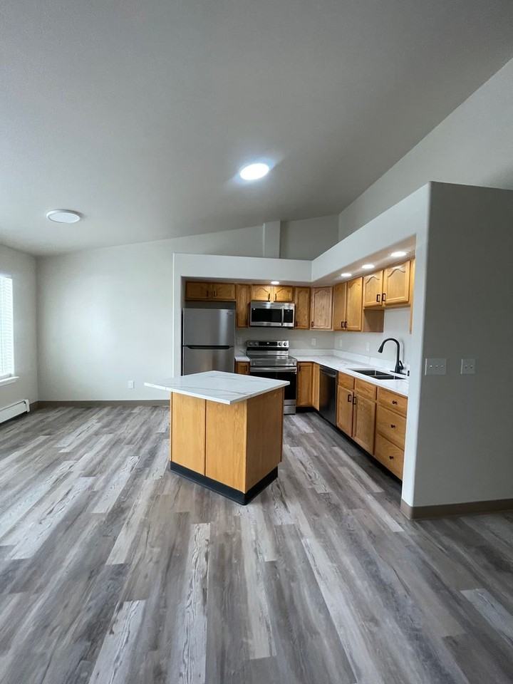 1544 State St #C - Photo 3 of 22