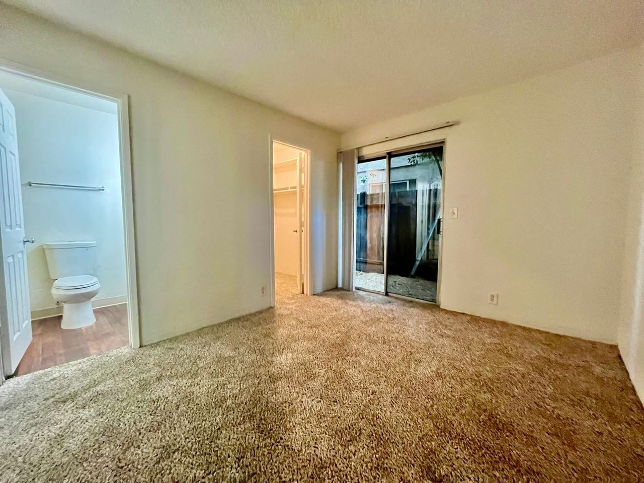 8767 Mira Mesa Blvd - Photo 4 of 7