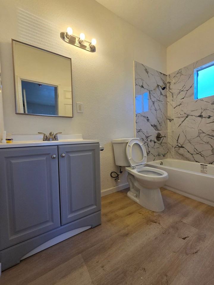 448 2nd St - Photo 5 of 12