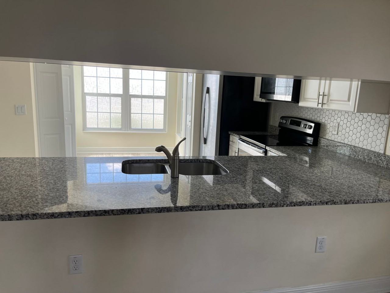 10114 Briar Cir - Photo 6 of 18