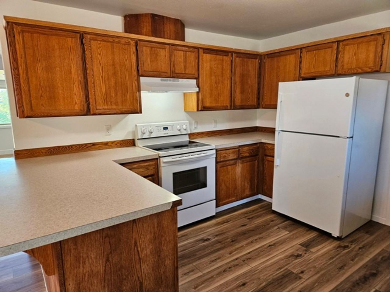 460 Talmadge Rd - Photo 3 of 25
