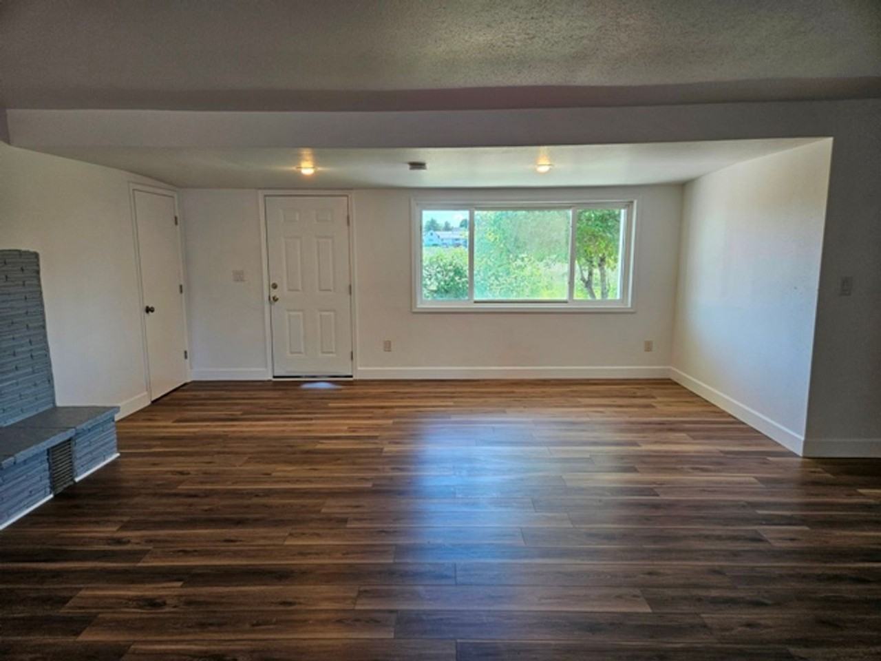 460 Talmadge Rd - Photo 6 of 25