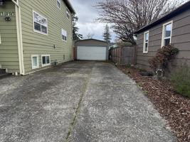 featured image of NE Holladay St & NE 79th Ave