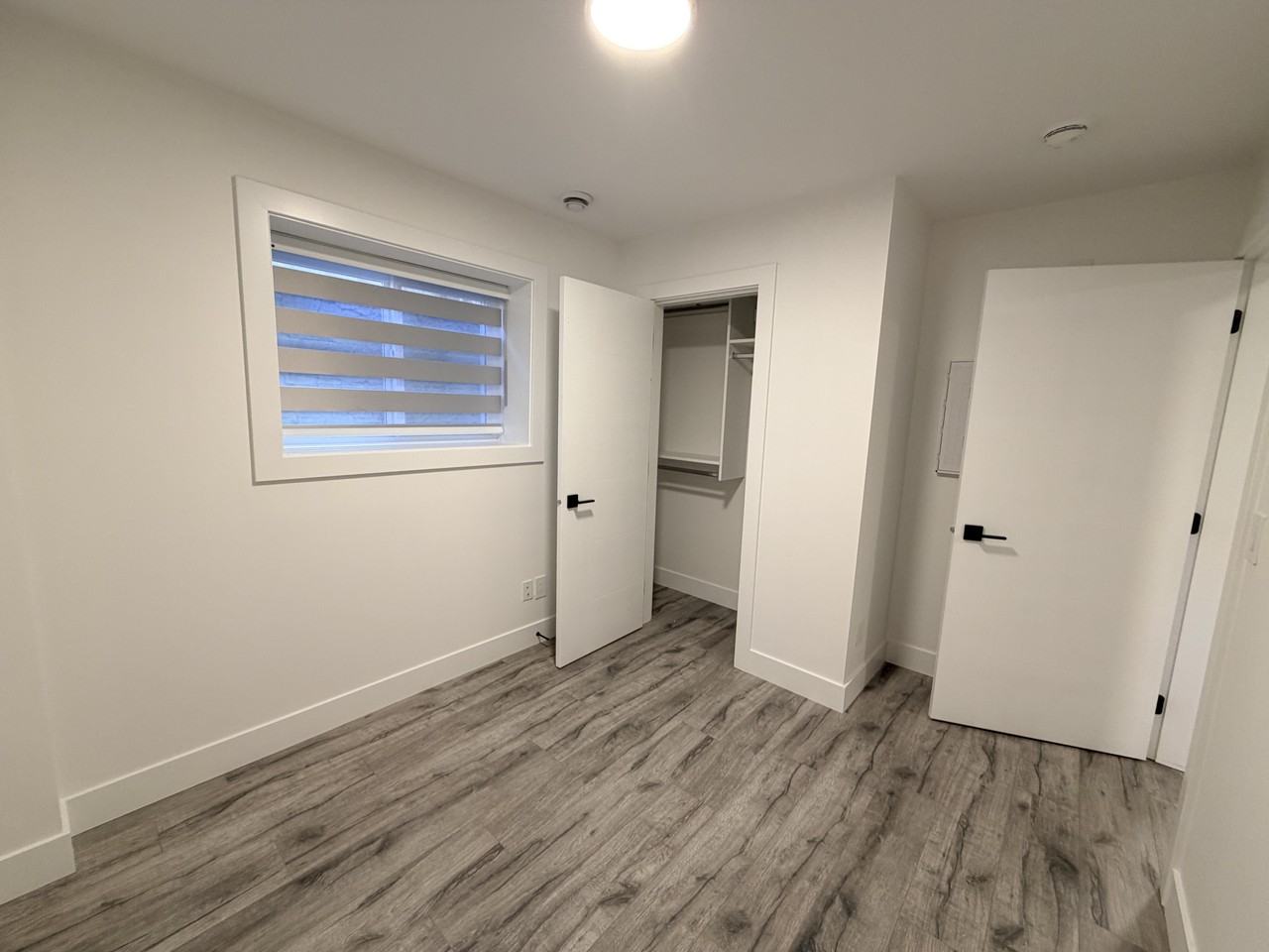 11729 85A Avenue - Photo 4 of 8