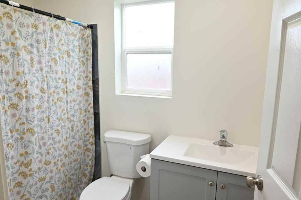 10701 1/2 Doty Ave - Photo 6 of 19