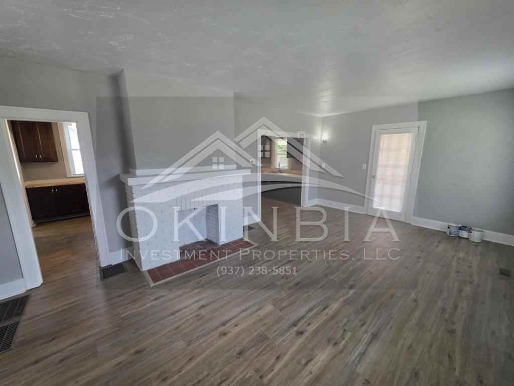 1738 Radcliff Rd - Photo 6 of 33