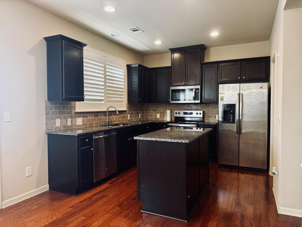 2214 Spicy Pine Ln - Photo 5 of 19