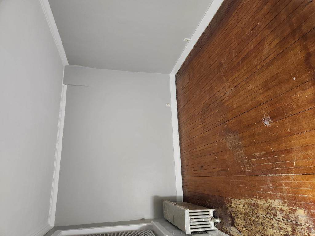 1019 S 22nd St - Photo 4 of 5