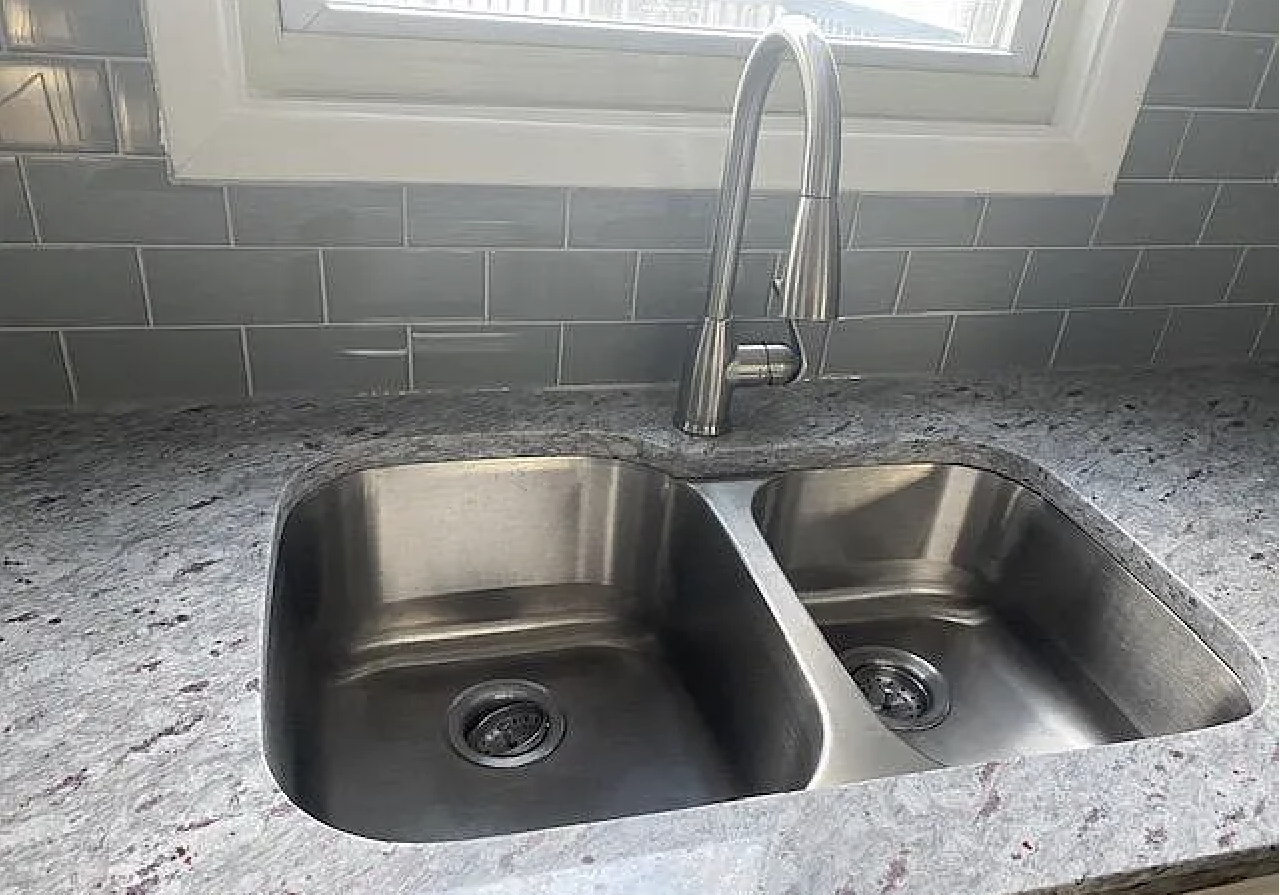 44 Virginia Ter - Photo 3 of 19