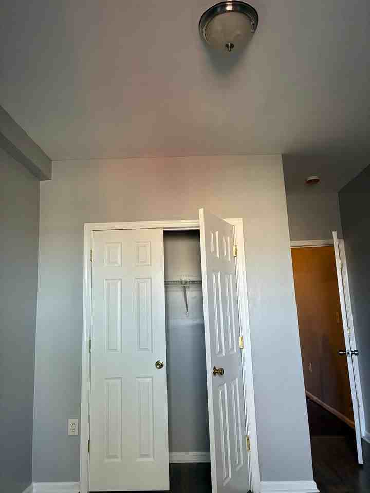 1719 Pennsylvania Ave - Photo 4 of 21