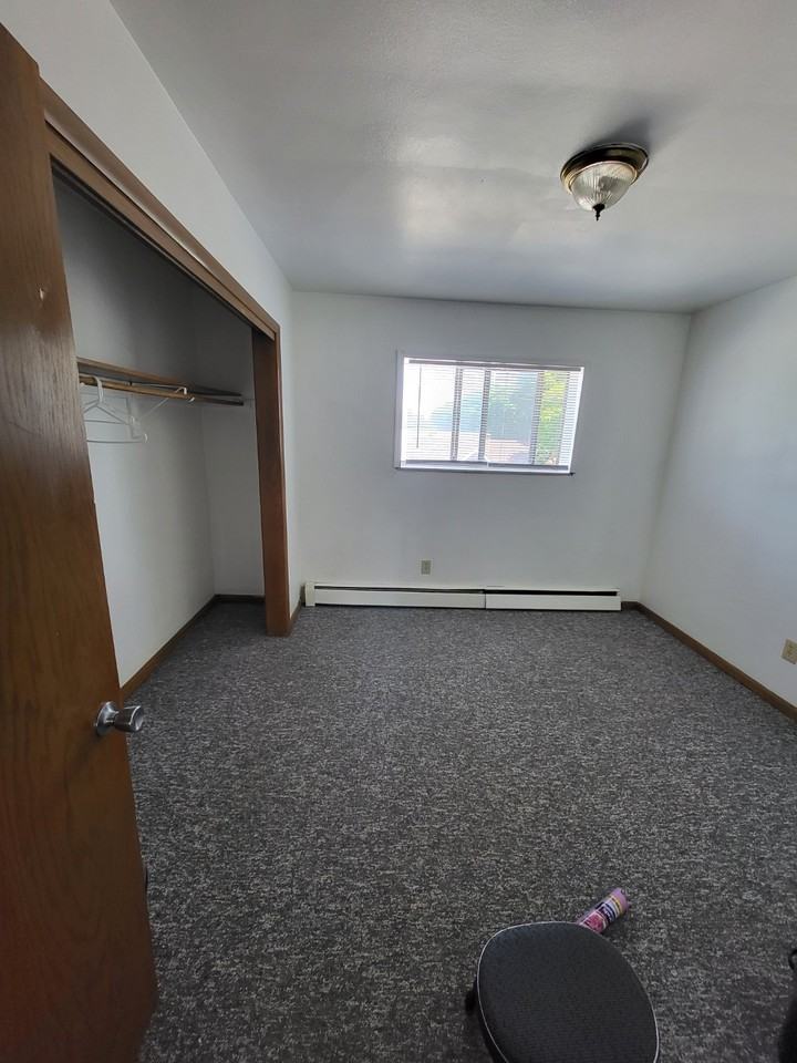 6406 W Lincoln Ave #32 - Photo 5 of 6
