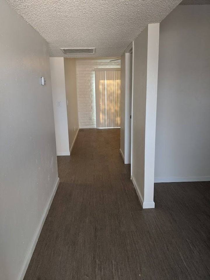 4547 E Bellevue St - Photo 3 of 10