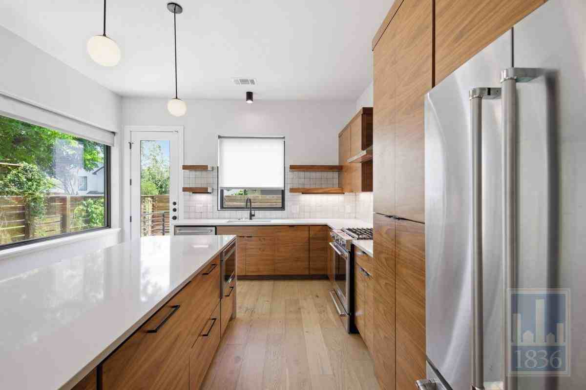 2311 E 8th St #1 - Photo 7 of 10