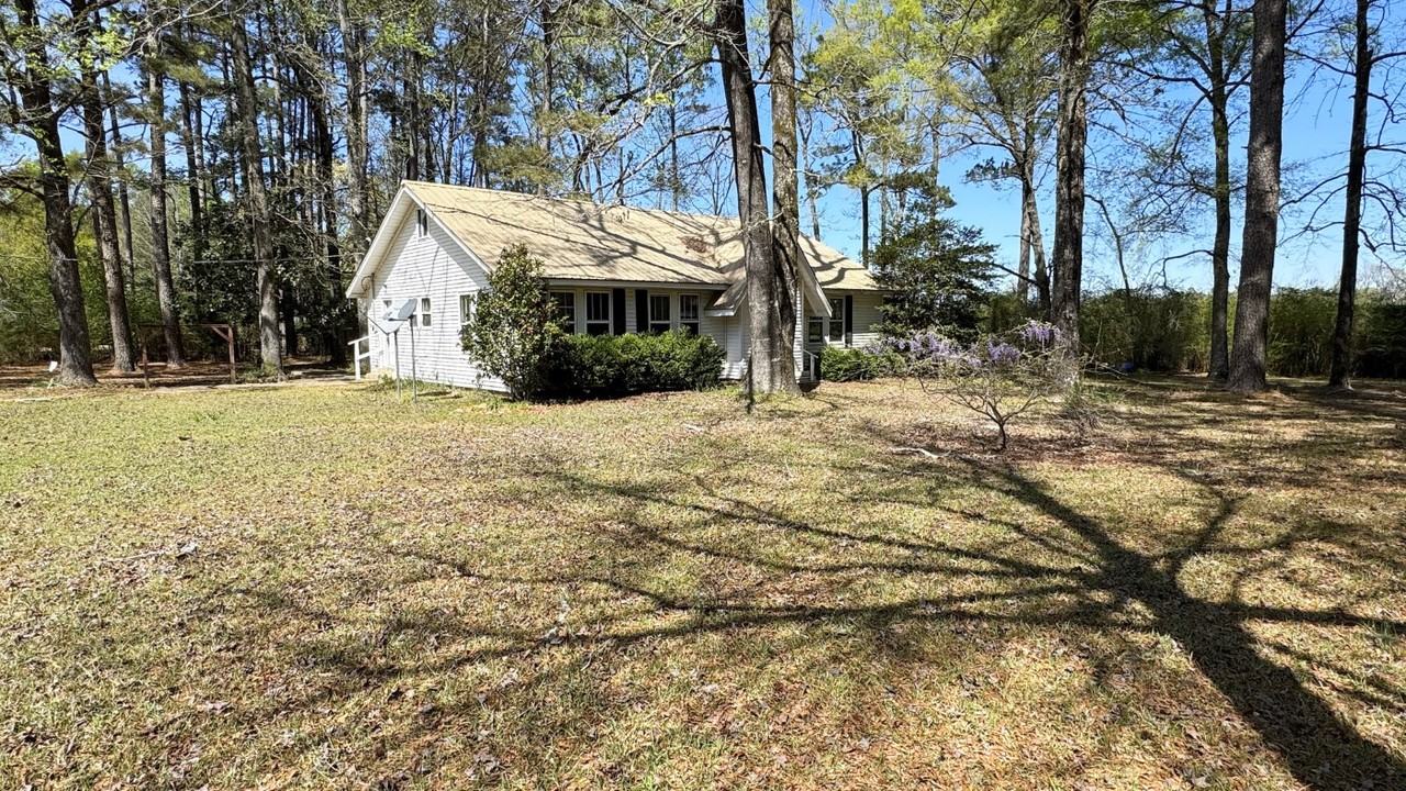 108 Sue Calhoun St - Photo 3 of 26