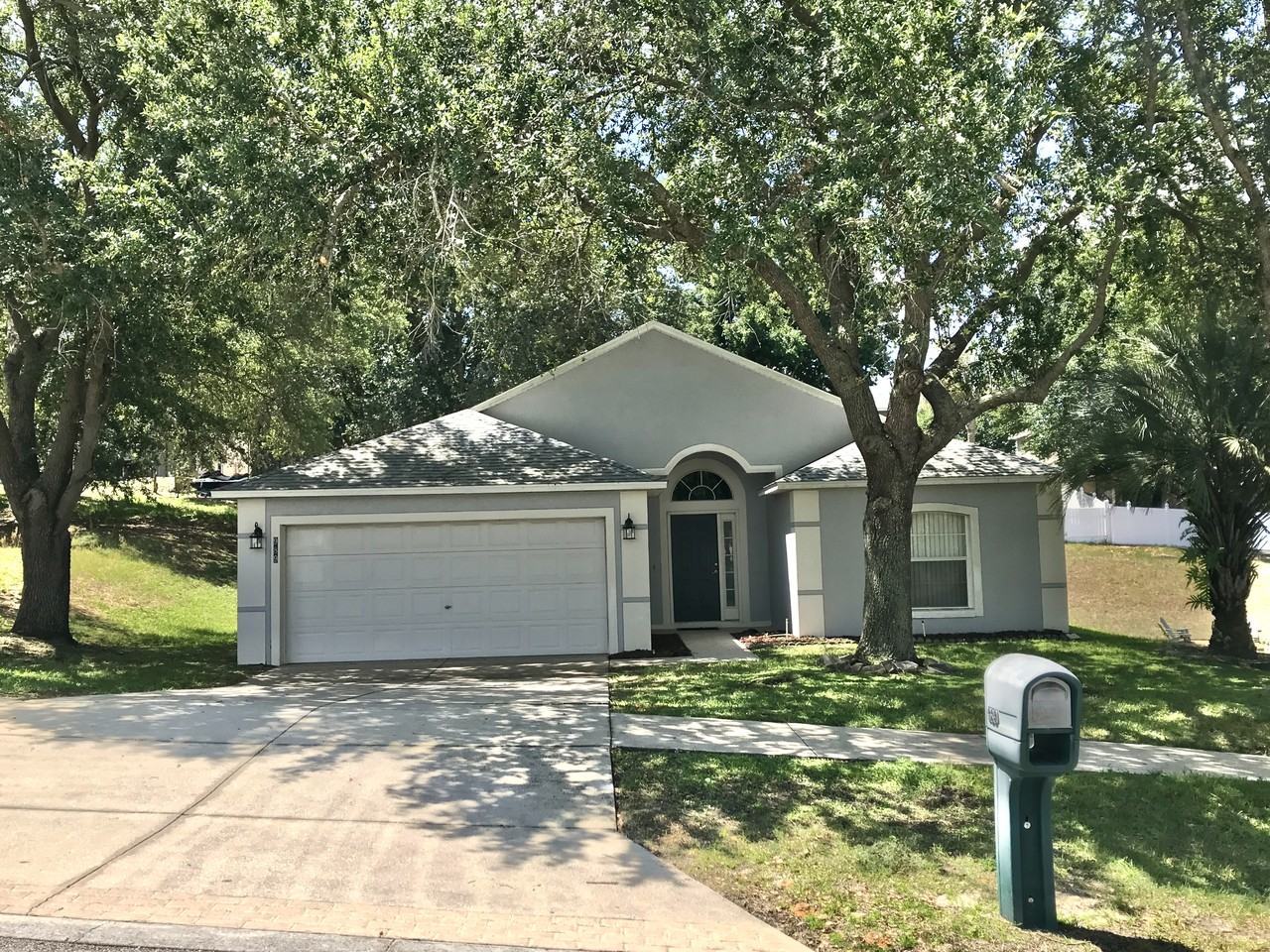 989 Scenic View Cir - Photo 2 of 26