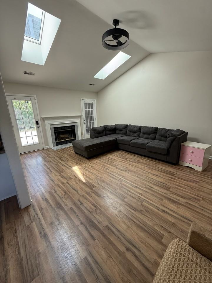 3216 Timberwolf Ave - Photo 3 of 18