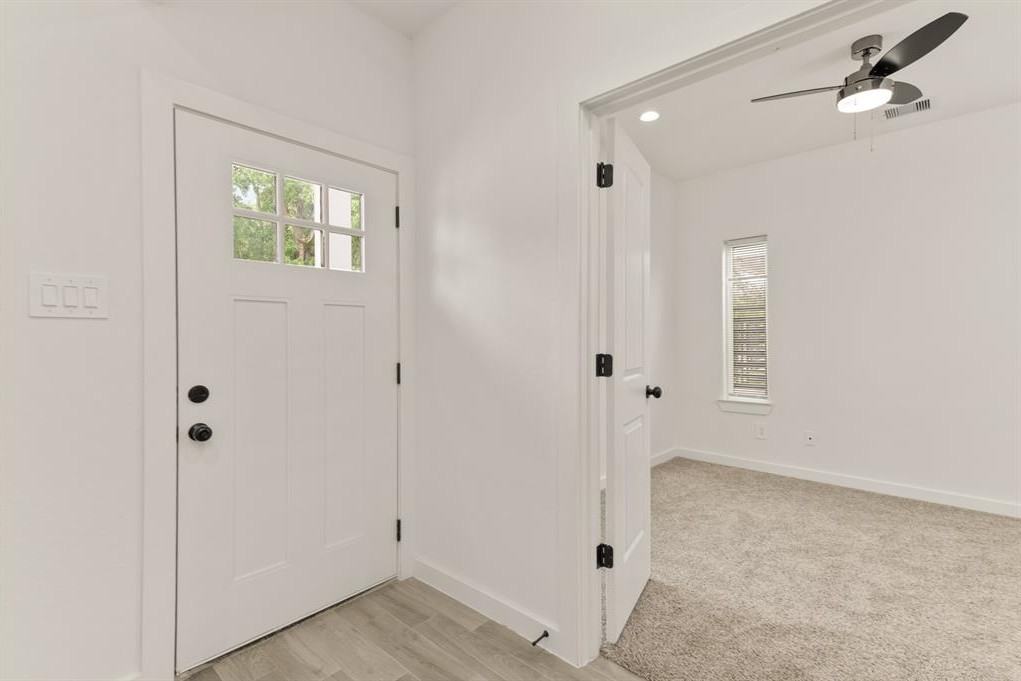 4705 Idaho St - Photo 6 of 29