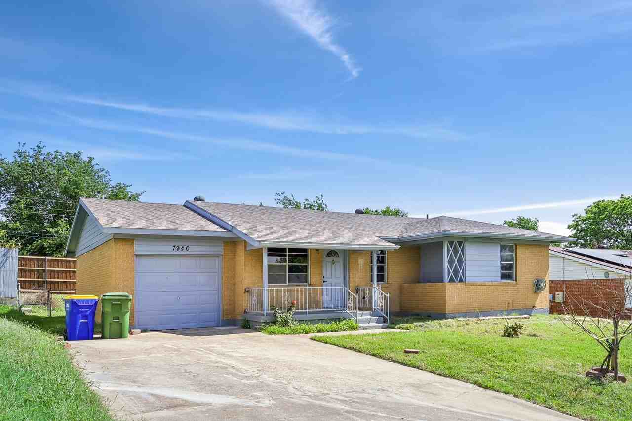 7940 Chaparral Dr - Photo 2 of 24