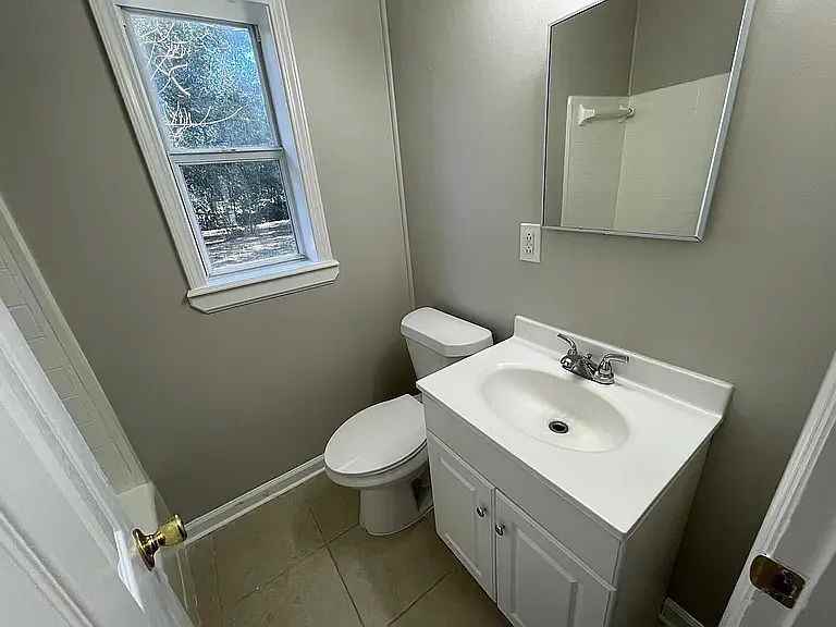 4028 Loys Dr - Photo 7 of 12