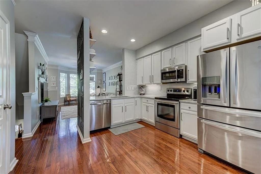 375 Highland Ave Ne ##606 - Photo 6 of 28