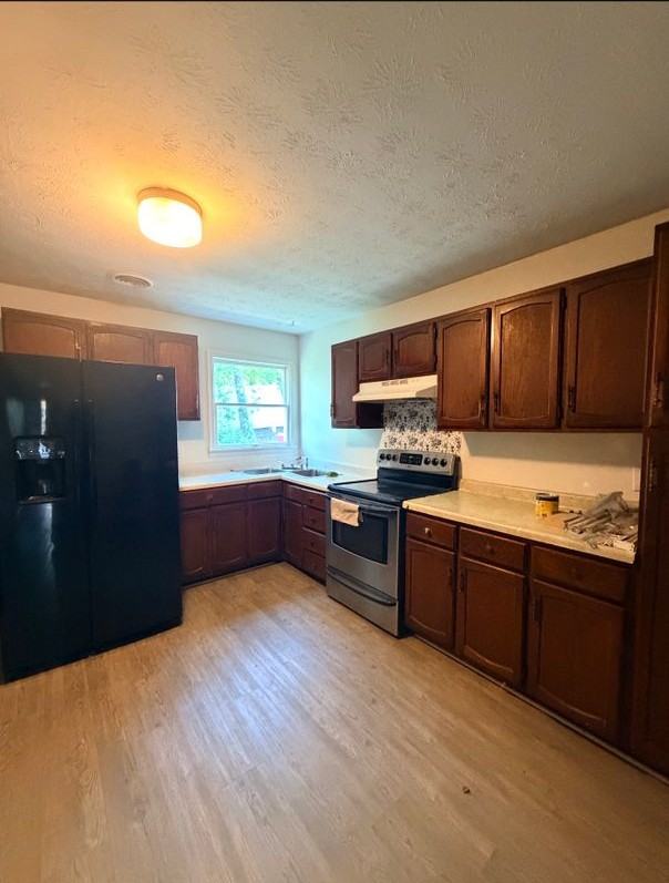1111 Franklin St - Photo 6 of 11