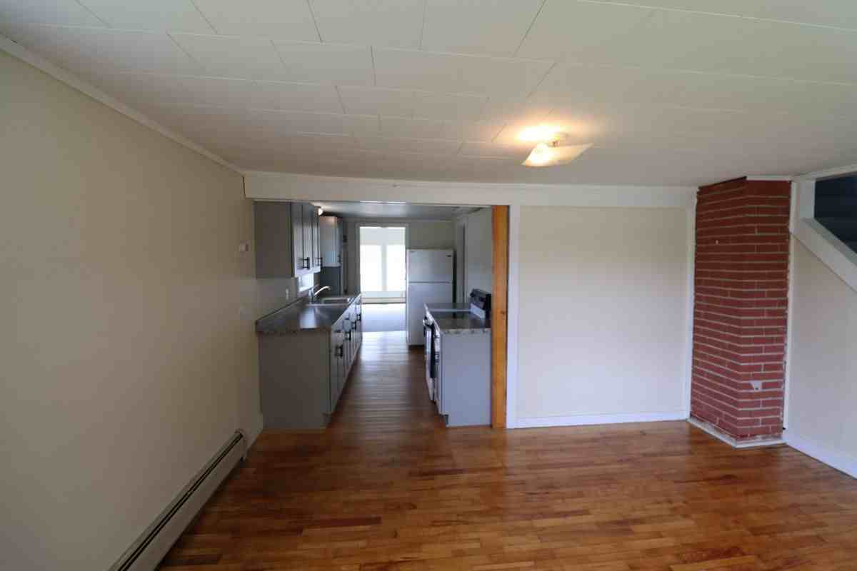Main St - Photo 2 of 17