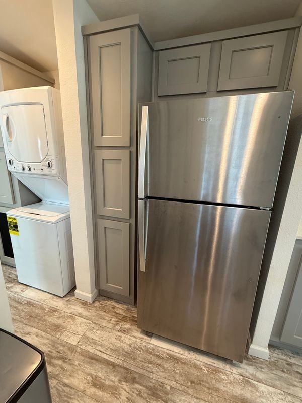 6000 Mountain Blvd - Photo 3 of 4