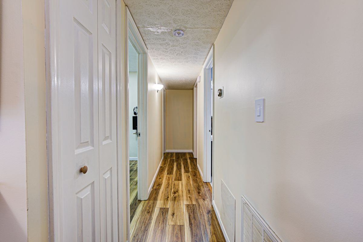 2503 Post Ct - Photo 3 of 29