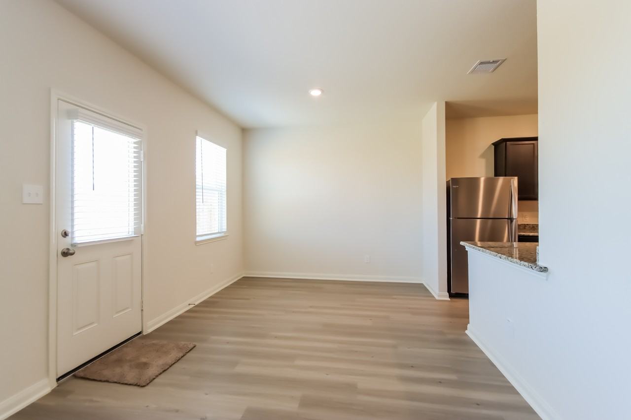 8418 Sandy Drift Rd - Photo 6 of 16