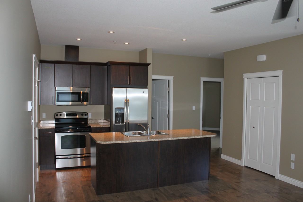 Petersen Place Apartments - Photo 3 of 10