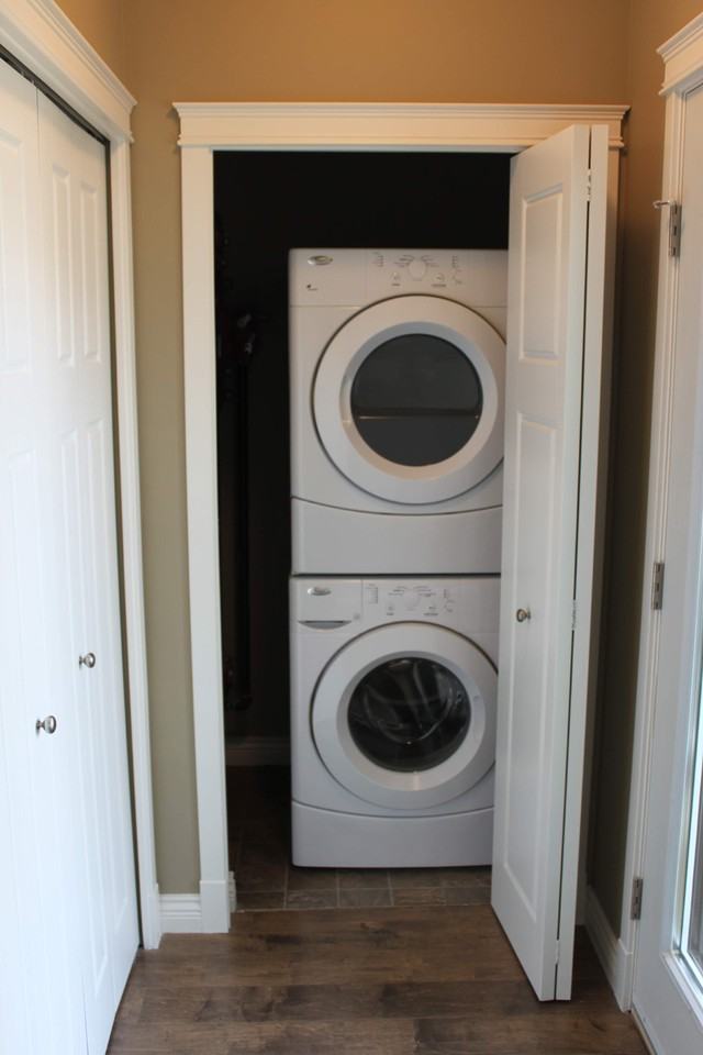 Petersen Place Apartments - Photo 7 of 10