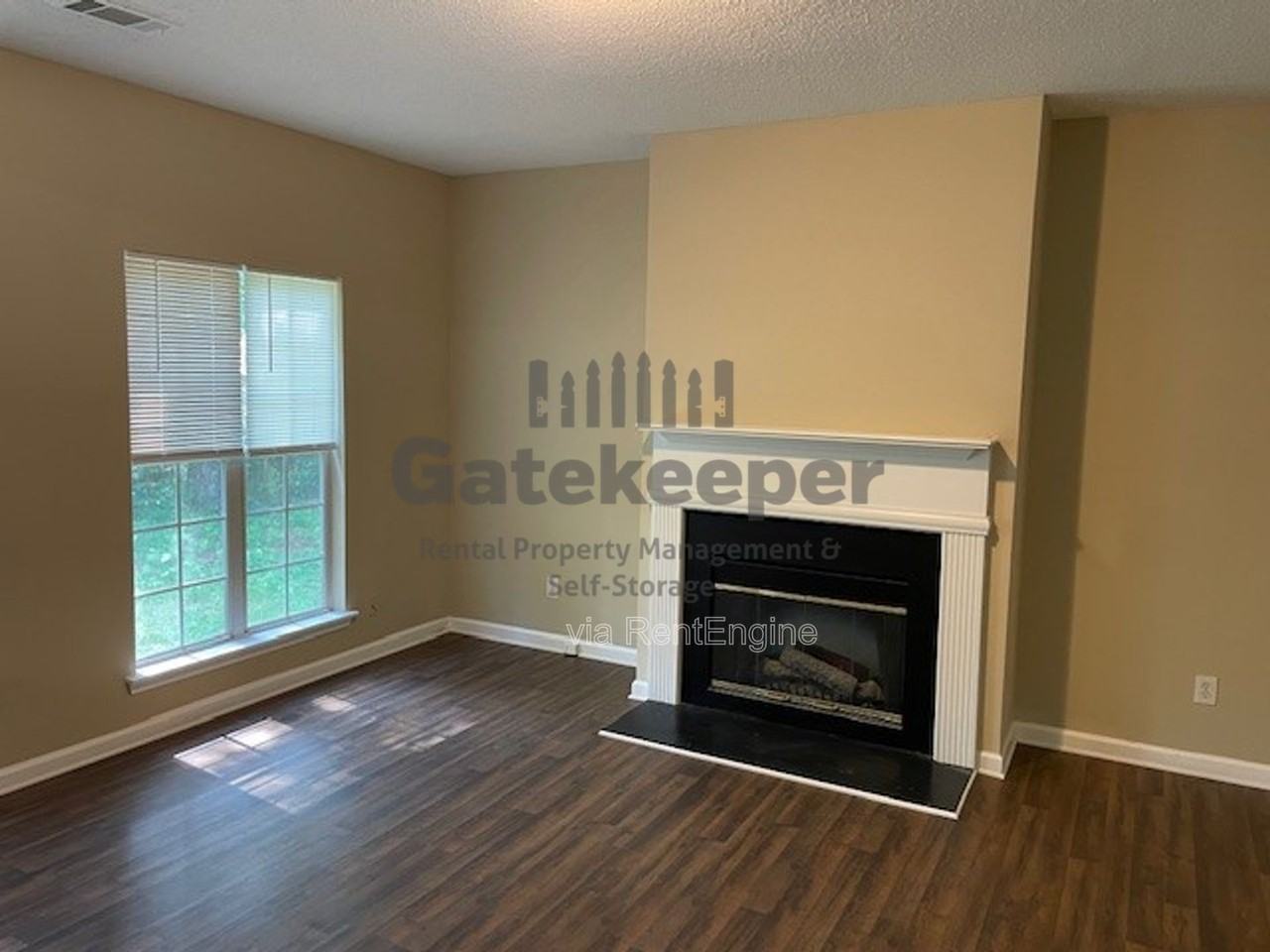 10564 Village Lndg - Photo 6 of 22