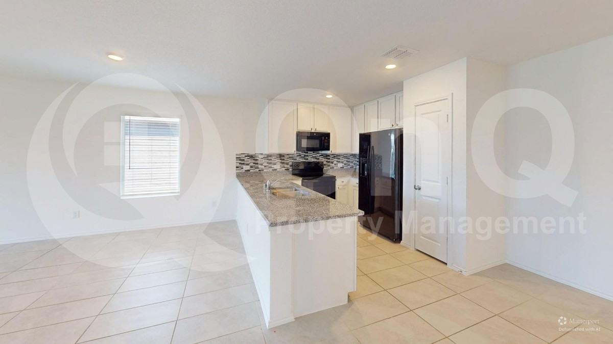 403 Ashbrook Way - Photo 5 of 34