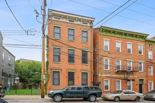 515 E 12th St #4 - Photo 1 of 1