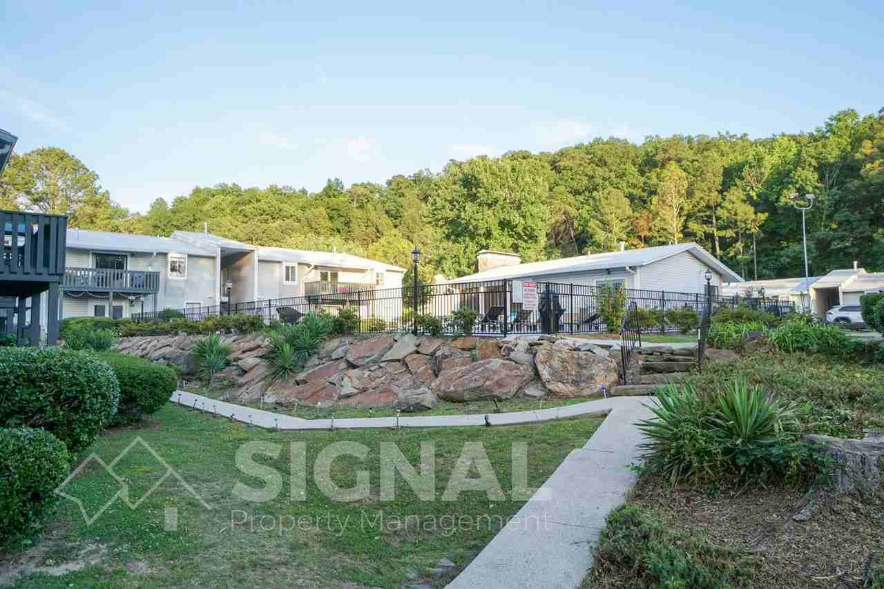 616 Woodland Vlg - Photo 3 of 17