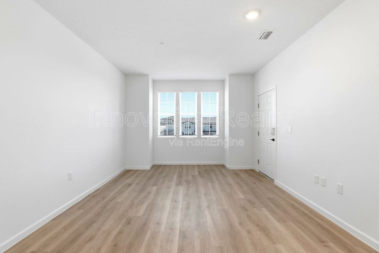 3075 Soldier City Way #103 - Photo 6 of 34
