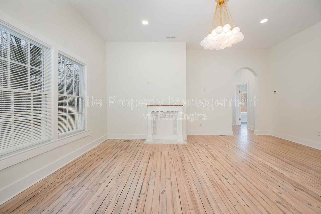 3612 E Brief Rd - Photo 2 of 25