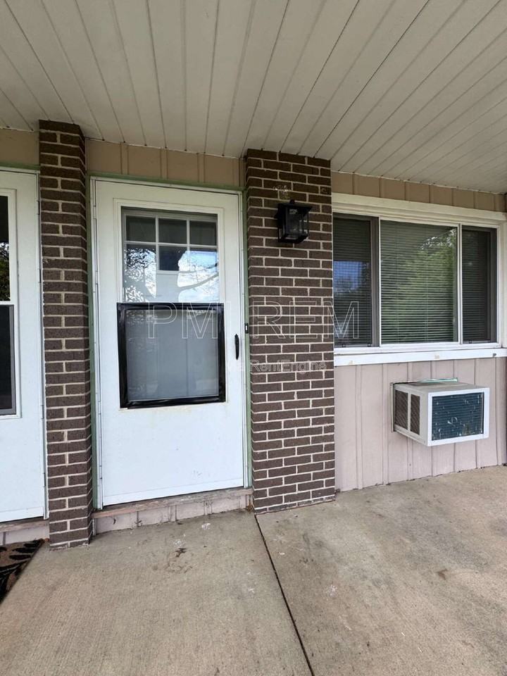 4020 Vira Rd - Photo 3 of 18