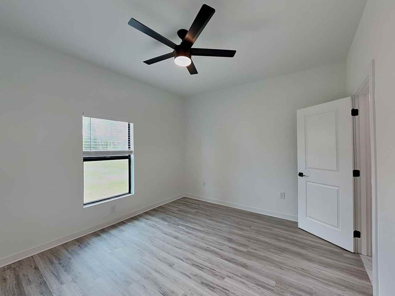 1504 Gary Ln - Photo 6 of 21