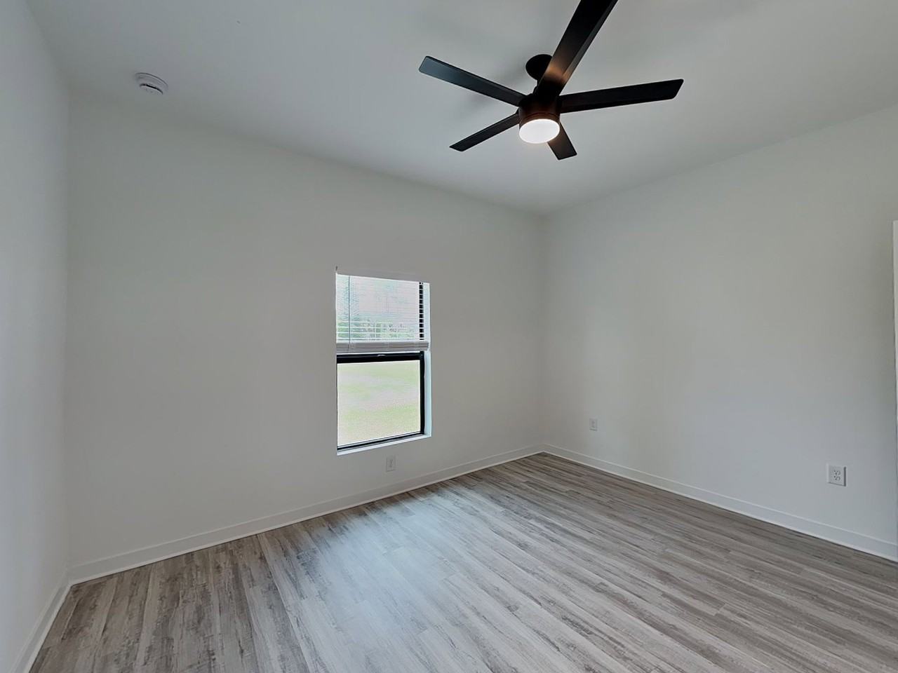 1504 Gary Ln - Photo 7 of 21