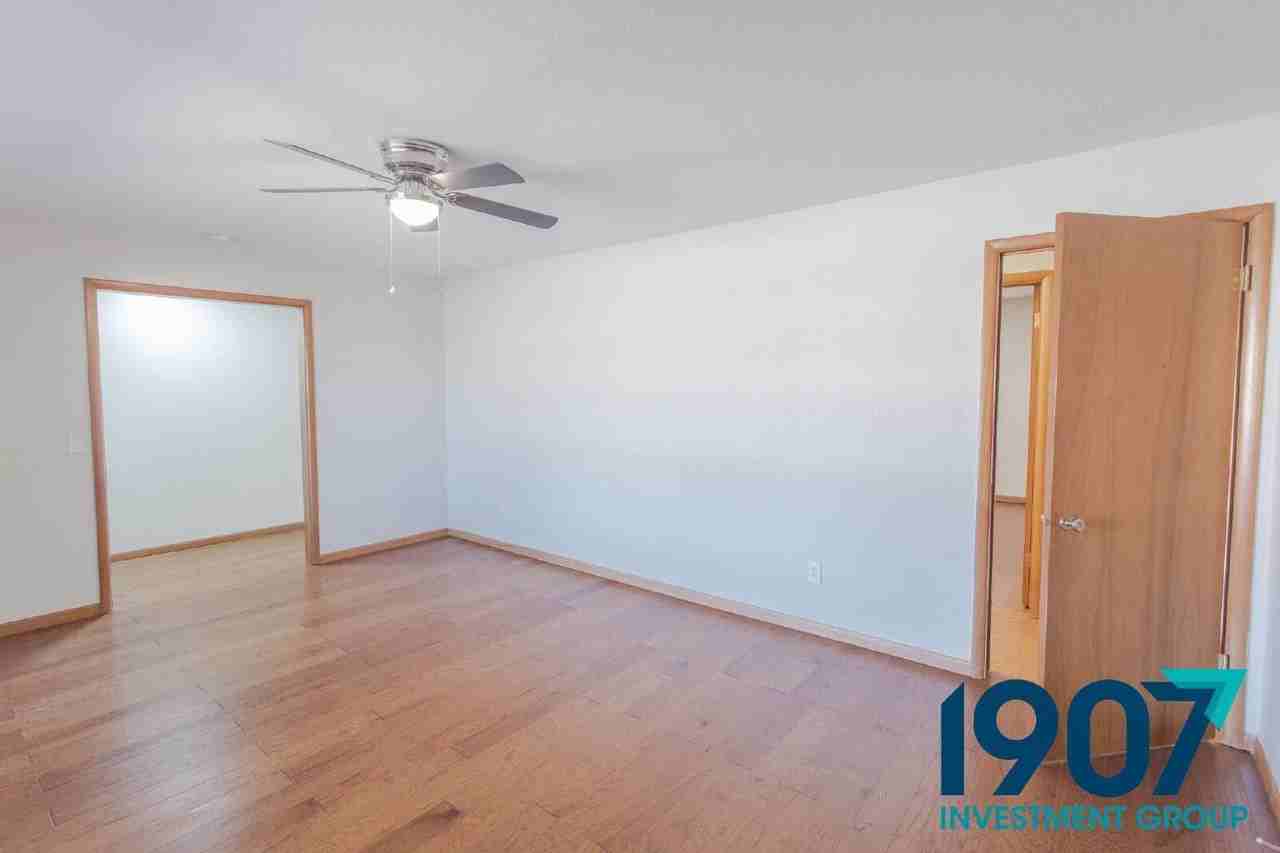 120 Platt Ln - Photo 5 of 27