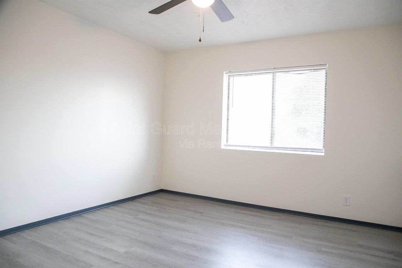 7114 Jones Cir #11 - Photo 5 of 23