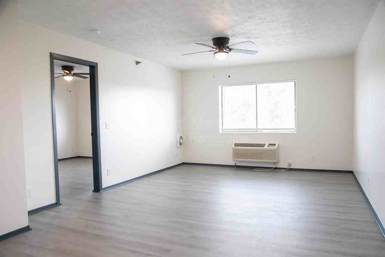 7114 Jones Cir #11 - Photo 7 of 23