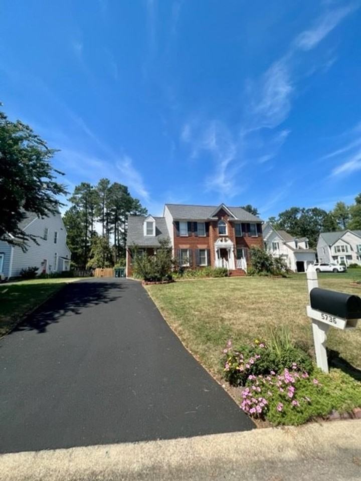 5736 Lake West Ter - Photo 4 of 44